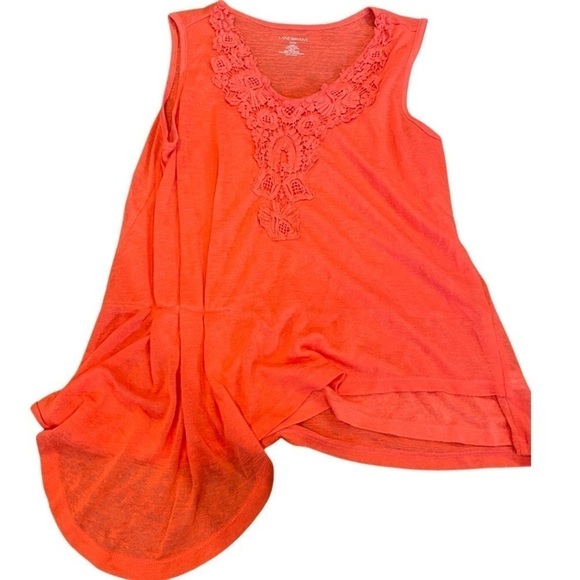 Lane Bryant orange knit sleeveless blouse. A-symmetrical hem line. - Picture 1 of 3